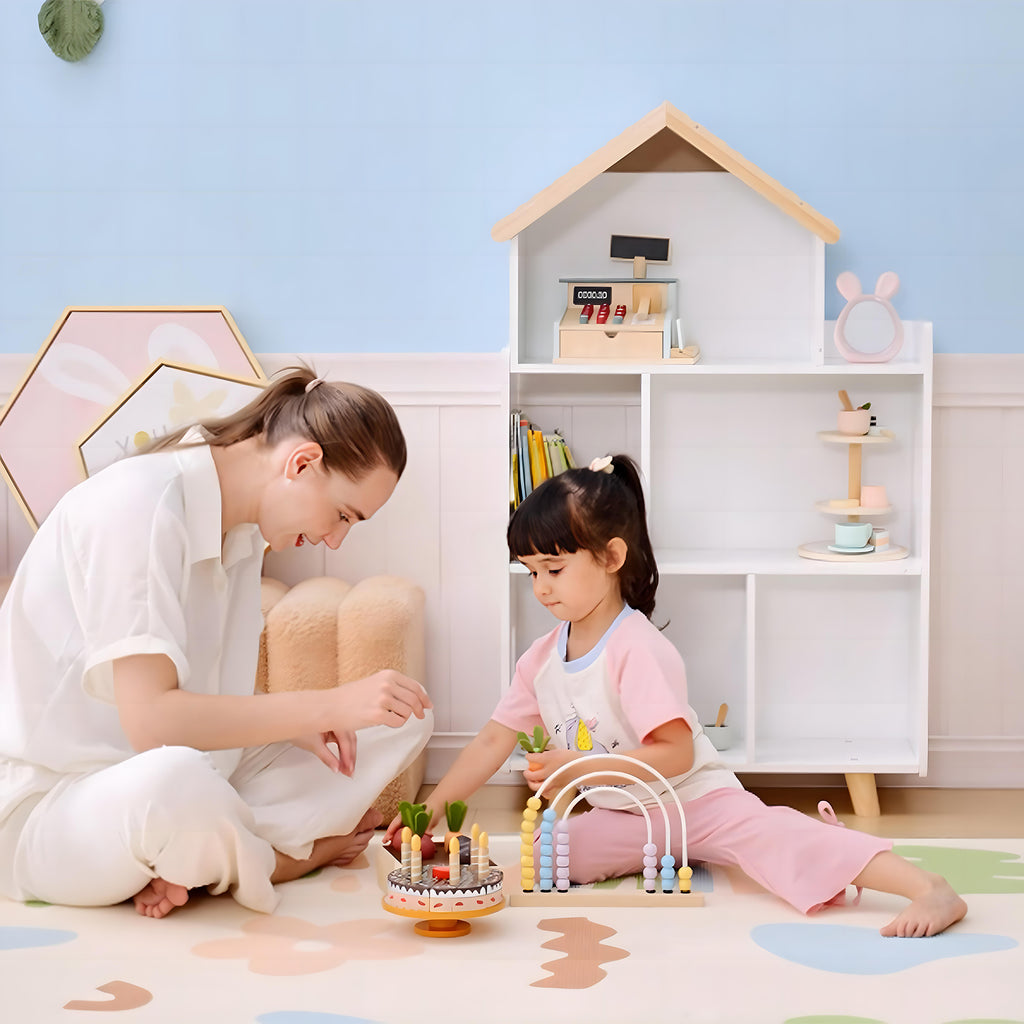 Étagère de Rangement Enfant Forme de Maison, 3 Niveaux, 65x25x108,5 cm - Blanc et Naturel | Magi Jouets